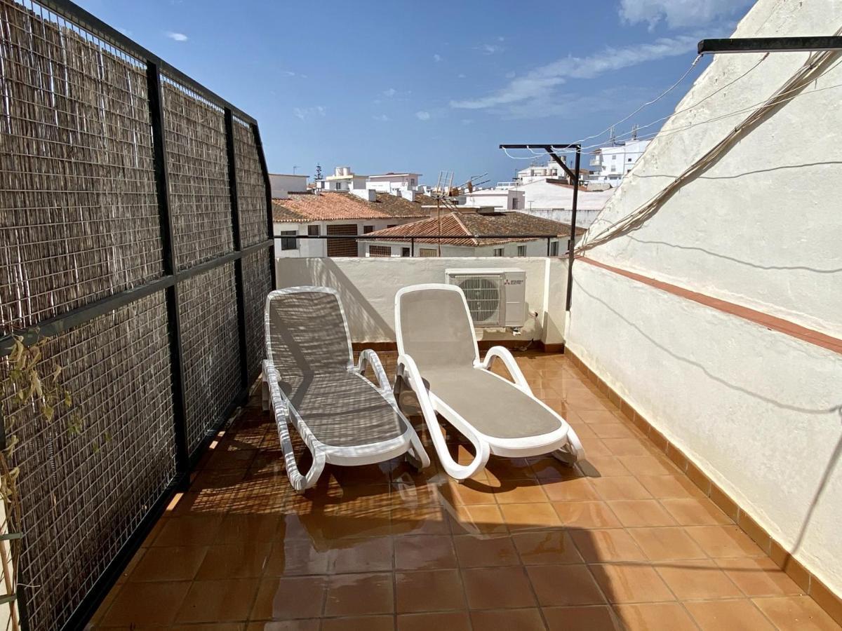 Apartamento Plaza Cavana Нерха Екстериор снимка